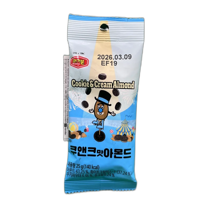 NUTSHOLIC Almonds Banana 30G